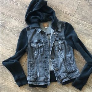 Faded black denim jacket with hood XS